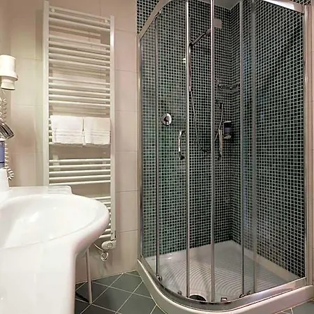 Echotel Hotell 2*